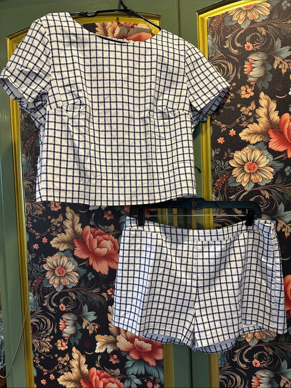 Checked Short Sleeve Top & Bermudas Set in White & Navy - Women's Shorts